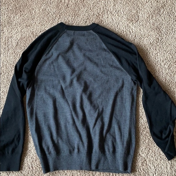 Banana Republic Merino wool sweater - Picture 3 of 3